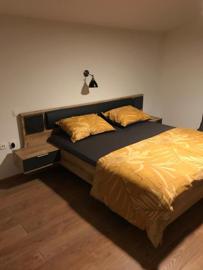 Albatros Apartment Kastel Sucurac Ngoại thất bức ảnh
