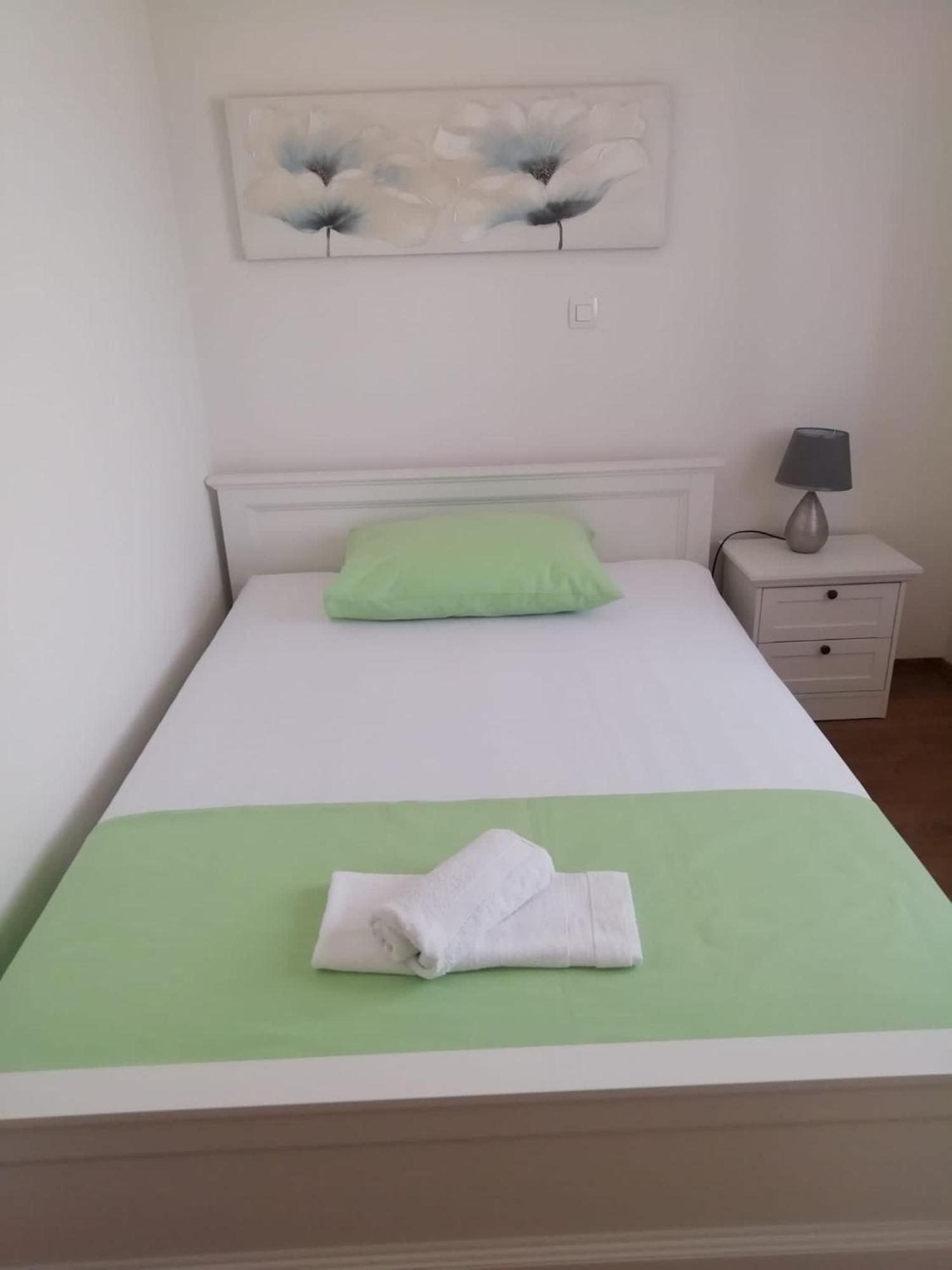 Albatros Apartment Kastel Sucurac Ngoại thất bức ảnh
