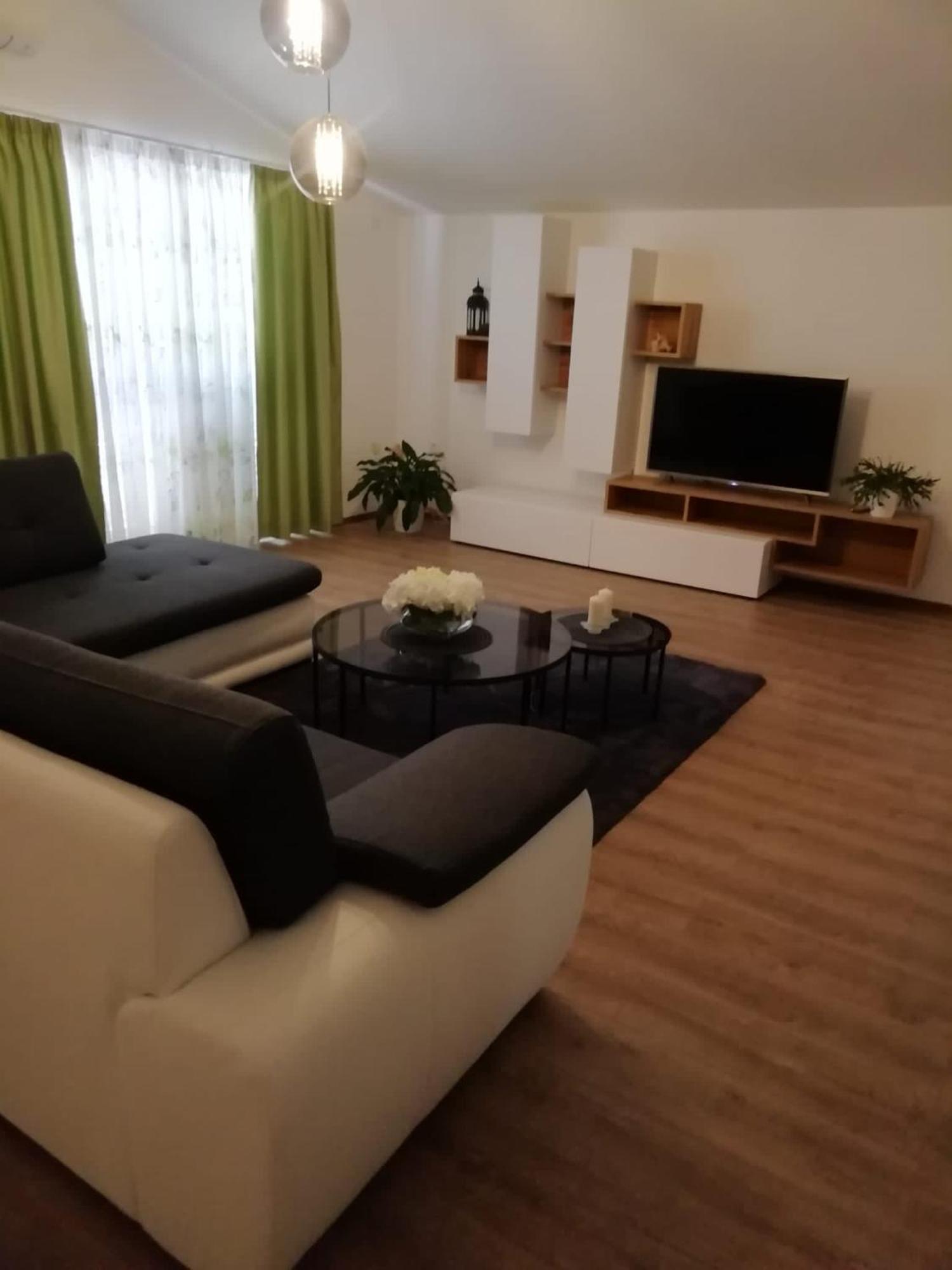 Albatros Apartment Kastel Sucurac Ngoại thất bức ảnh